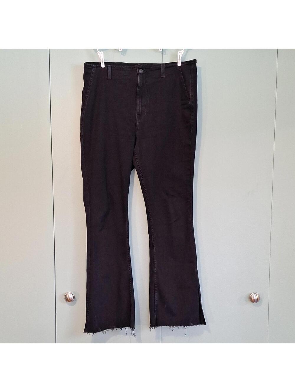 We The Free Black Flare Pant Size 32